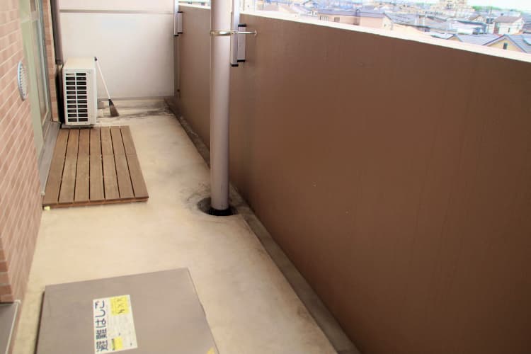 ベランダ・屋上防水工事にかかる費用相場や補助金｜ふじみ野市｜埼玉県｜防水工事｜ベランダ｜屋上｜CHIKAZAWA｜所沢市、狭山市、川越市、東村山市の地域密着型施工会社｜外壁工事、屋根工事、塗装工事、雨樋工事、内装工事を中心とした施工が得意な職人集団です！所沢市、狭山市、川越市、東村山市のお客様とお客様の住まいについて一緒に考えるアットホームな施工会社です。